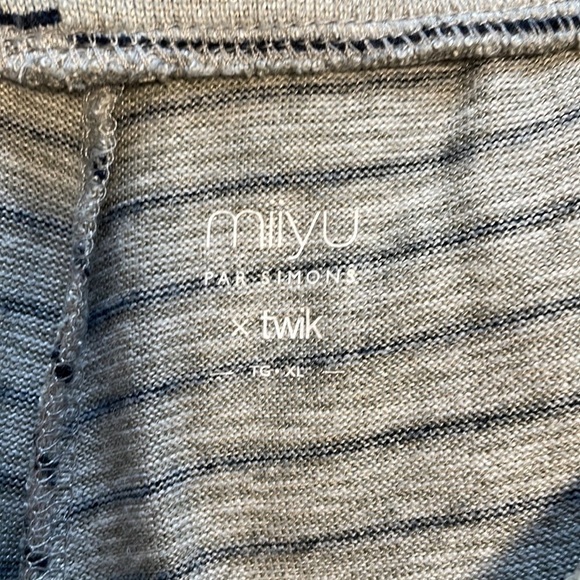 Lounge Pajamas Bundle - Size Large - Picture 9 of 16